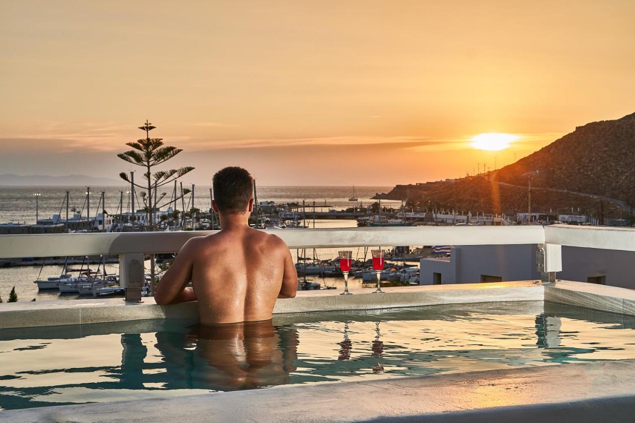 Aqua Mykonos Suites - Adults Only 图罗斯 外观 照片